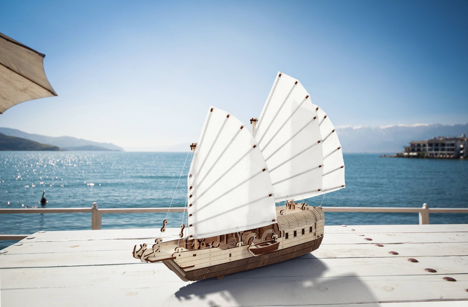 EWA Djong Mechanical Wooden Boat Model
