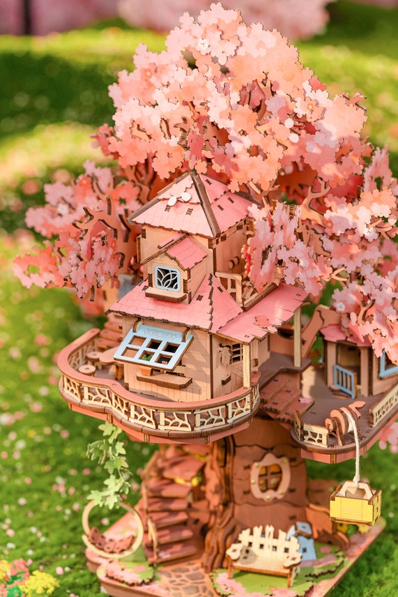 Rolife Sakura Tree House DIY Miniature Kit