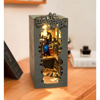 Rolife Magic House Book Nook Kit