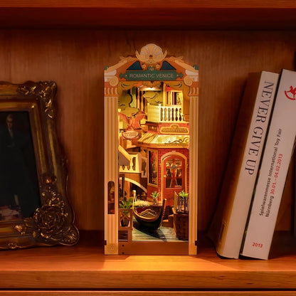 Rolife Romantic Venice | DIY Book Nook Shelf Insert